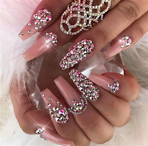 13 inspirational glitter nail art designs ~ black white nation