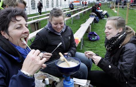 Durchgeführt wird der anlass vom schwingclub zug und umgebung unter der leitung vom gemeindepräsident walter lipp als okp. Zuger Kantonalschwingfest | Luzerner Zeitung