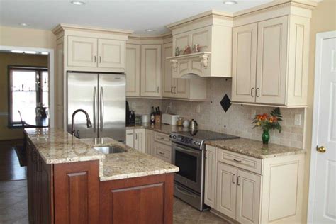 That's a straightforward question, but the answer is far from simple. How much should a full kitchen remodel cost