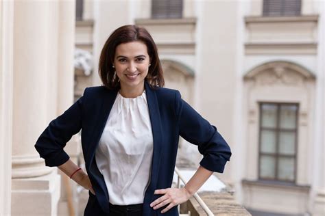 Bundesministerin für justiz | twaku. Bosnyák jogásznő lett Ausztria igaságügyminisztere - A 35 ...