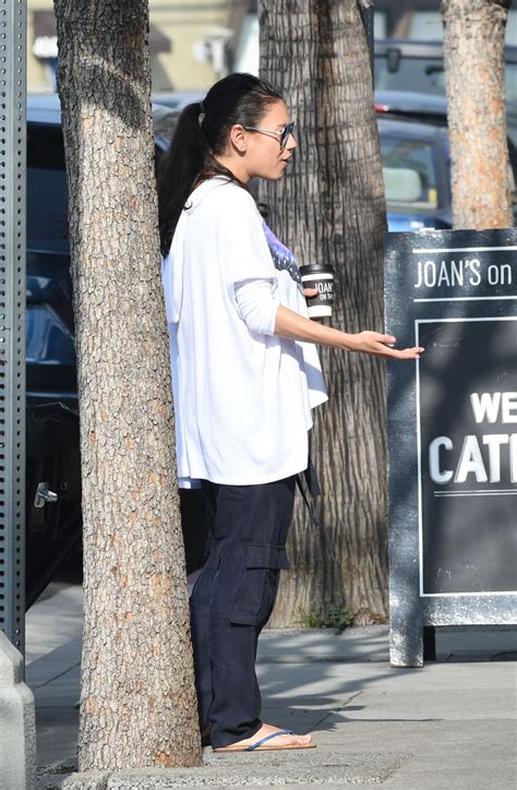 Mila Kunis Out For Breakfast In Los Angeles 03182017 Hawtcelebs