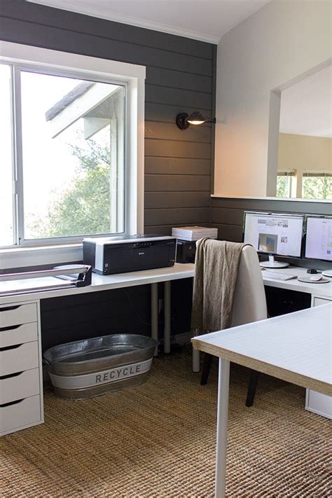 From the one day of using this desk, i can tell you that 80cm wide is where it is at for. Ikea linnmon desk in an L shape / corner desk using alex drawers and adils legs --- See more ...