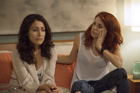 Exclusive Interview Alanna Ubach Dishes On Girlfriends Guide To Divorce Season