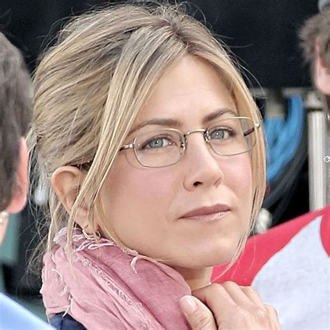 Love The Glasses And Scarf Jennifer Aniston Glasses