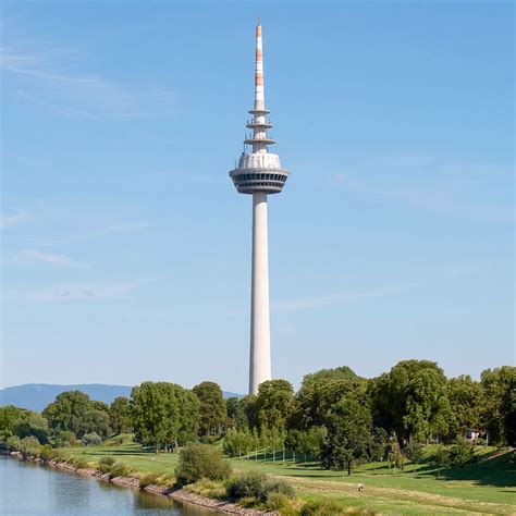 Schokoladenkuchen oder rührkuchen in geschäften aus mannheim und umgebung auf kaufda.de. Kaffee und Kuchen im Skyline Mannheim - Dreh-Restaurant ...