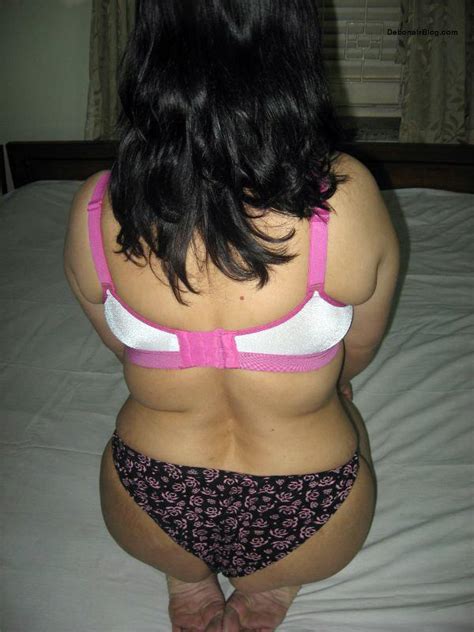Indian Aunty Bra Porn Pics Sex Photos Xxx Images