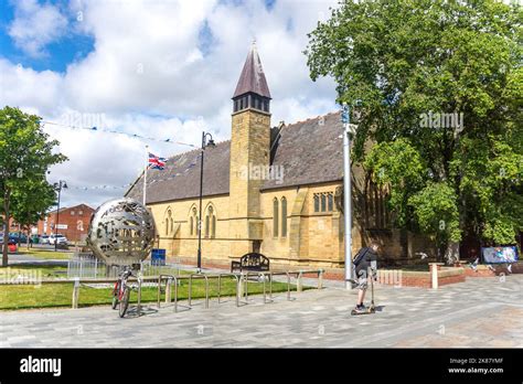 St Mary's Church and Blyth Heritage Sculpture, Blyth Market Square