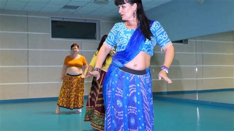 Cours De Danse Indienne Bollywood Cournon Danse Attitude Youtube