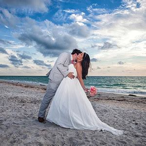 With the spectacular scenery, nature's beauty does the job for free. Clearwater Beach Weddings | Clearwater, FL Wedding ...
