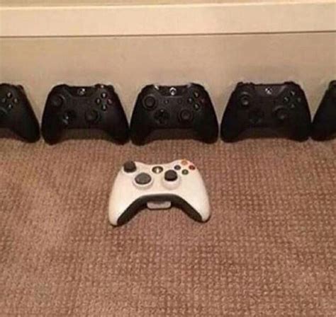 Xbox Controller Meme
