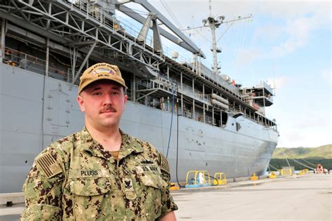 Face Of Defense Sailor Aids Pedestrian Struck By Car In Guam Us