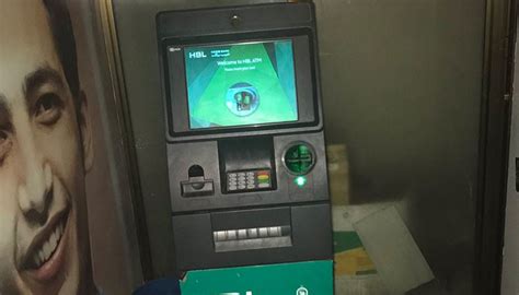 Caught On Camera Fraudsters Install Skimming Device On Atm In Karachi