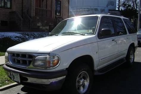 1997 White Ford Explorer Xlt Excellent Condition 103k Mi For Sale In
