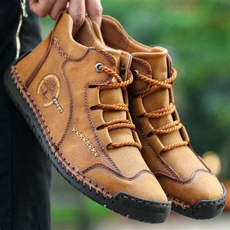 Kaegreel Mens Vintage Hand Stitching Comfort Soft Leather Boots Men