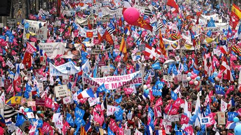 Thousands March In Paris Against Same Sex Marriage And Adoption Photos — Rt World News