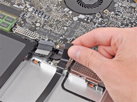 Macbook Pro 17 Unibody Hard Drive Cable Replacement Ifixit Repair Guide