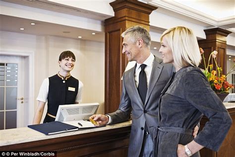 Hotel Guests Give More Positive Reviews To Hotels Staffed By Females