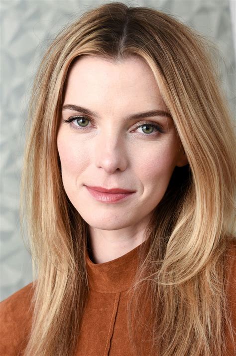She is known for ghost town (2008), and true story (2015). Betty Gilpin Pictures and Photos | Fandango