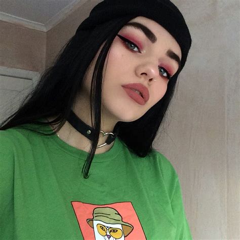 Pint Milkybambi Follow Me For More Like This Girls Makeup Edgy