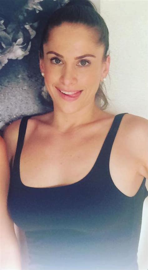 i wana suck on ana kasparian s boob and i want to call her mommy i want to put your nipple in