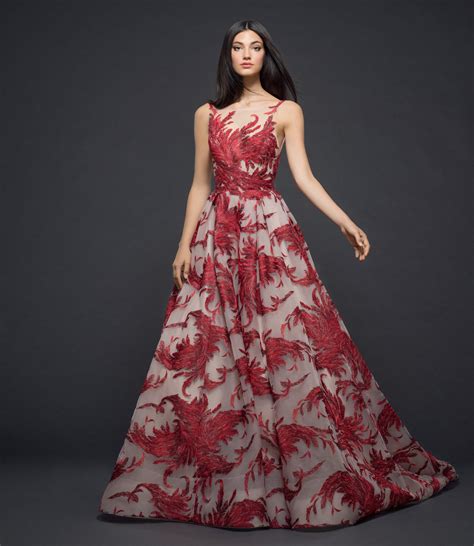 12 Dreamy Red Wedding Gowns Sharehook