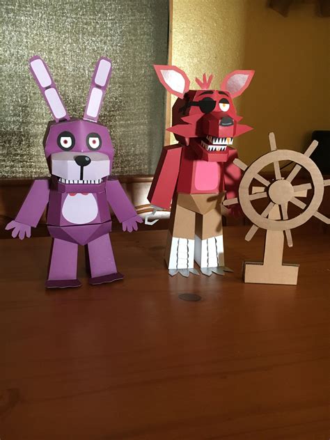 Five Nights At Freddys Papercraft Foxy Foxy Papercraft By