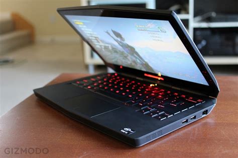 Alienware 13 Review The First Futureproof Gaming Laptop Gizmodo