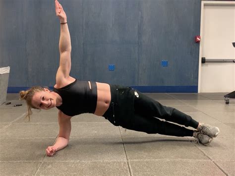 the 11 best oblique exercises for women who want a toned core oblique workout oblique