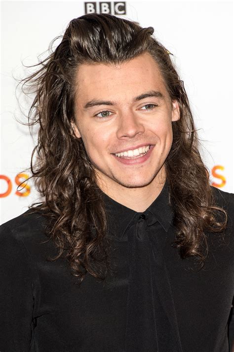 His musical career began in 2010 as a solo contestant on the british music competition series the x factor. Harry Styles Cuts His Long Hair | Hollywood Reporter