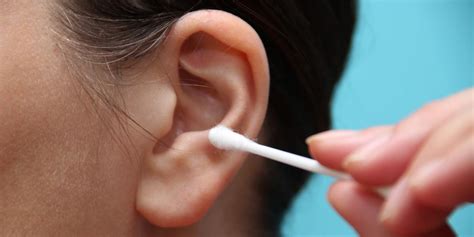 The Best Way To Get Rid Of That Painful Pimple In Your Ear