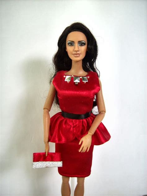 Ooak Kim Kardashian Celebrity Repaint Barbie Doll In Couture Red
