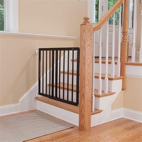 Tips To Choose The Best Baby And Pet Gate For Stairs Baby Gates For Stairs