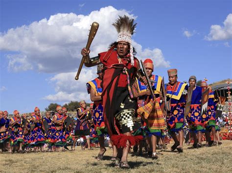 Hoy familias andinas y amazónicas en todo el perú agradecen al sol por la vida. Inti Raymi 2018 Cusco | Inti Raymi Peru | Inca Trail Machu