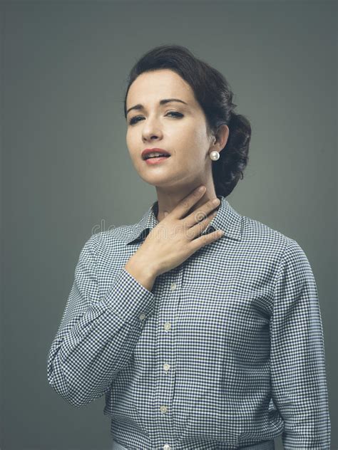Woman Sore Throat Swallowing Discomfort Uncomfortable Symptom Syndrome