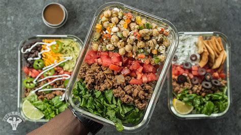 Sprinkle some olive oil and lemon juice to lightly coat the veggies. 3 Easy Lunchbox Meals Ideas and Recipes in 2020 | Cold lunches, Cold meals, Healthy cold lunches
