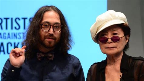Yoko Ono Cede El Control De Sus Millonarios Negocios A Sean El Hijo