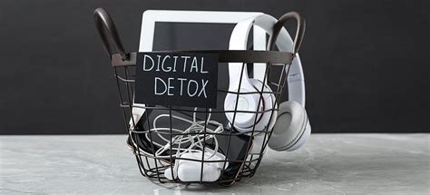 unplugging to recharge the mental health benefits of digital detox by arthur velasquez medium
