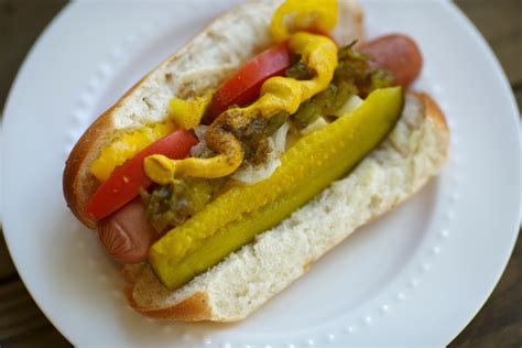 Chicago Cubs Style Hot Dogs The Broadcasting Baker