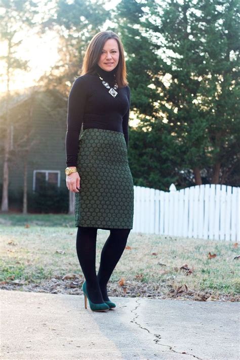 Pin By Alexandra Rudolph On What To Wear With Dark Green Skirt Green