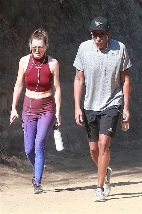 One of the world's highest paid actors since 2017. Ellen Pompeo - Out For a Morning Hike With Her Husband in ...