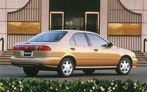 1998 Nissan Sentra Pictures 5 Photos Edmunds