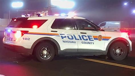 2 Nassau Cops Injured In Scrum With Suspect In Island Park Newsday