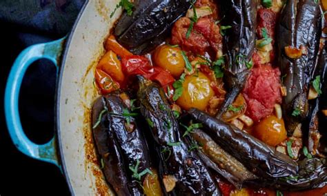 Hate Washing Up Youll Love These Delicious One Pot Vegetarian Wonders