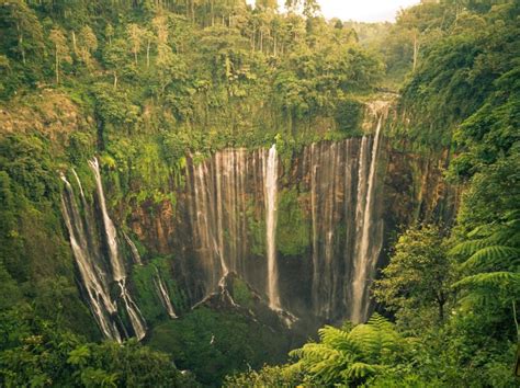 Tumpak Sewu In Lumajang Indonesia The Most Spectacular Waterfall In