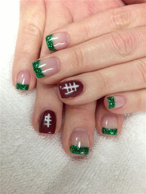 Football Kickoff Not For Me But Super Cute Sports Nails Football