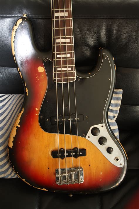 Photo Fender Jazz Bass 1974 Fender Jazz Bass 1974 48709