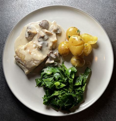 Smoked Haddock With Mushroom And Cheddar Sauce Five Dinners Meal Planner