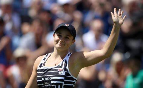 Ash barty has been propelled to world fame after claiming the women's singles trophy at roland garros, but to mob she was already a legend of the game. Barty é a 27.ª jogadora a chegar ao primeiro lugar do ...