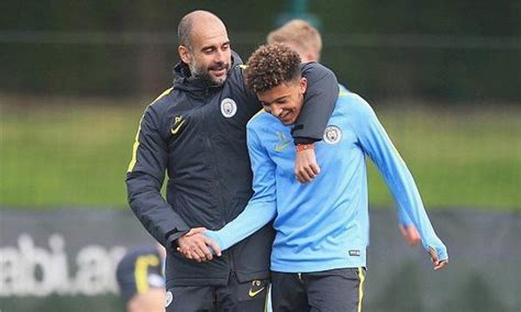 أبدى بيب جوارديولا المدير الفني لنادي مانشستر سيتي، اهتمامه بضم أحد مواهب تشيلسي، التي تألقت بشكل واضح في الموسم. جوارديولا يستبعد عودة سانشو إلى مانشستر سيتي - بطولات