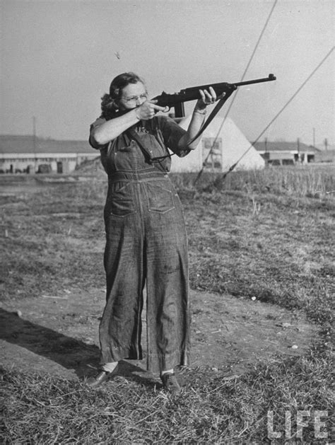 Pictures Of Women Testing New Machine Guns At The Aberdeen Proving